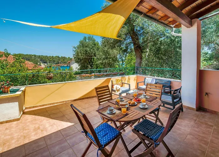 Katia Apartments